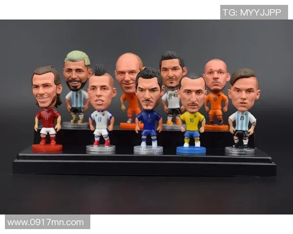 可动足球明星手办带你体验真实赛场魅力与激情的完美结合